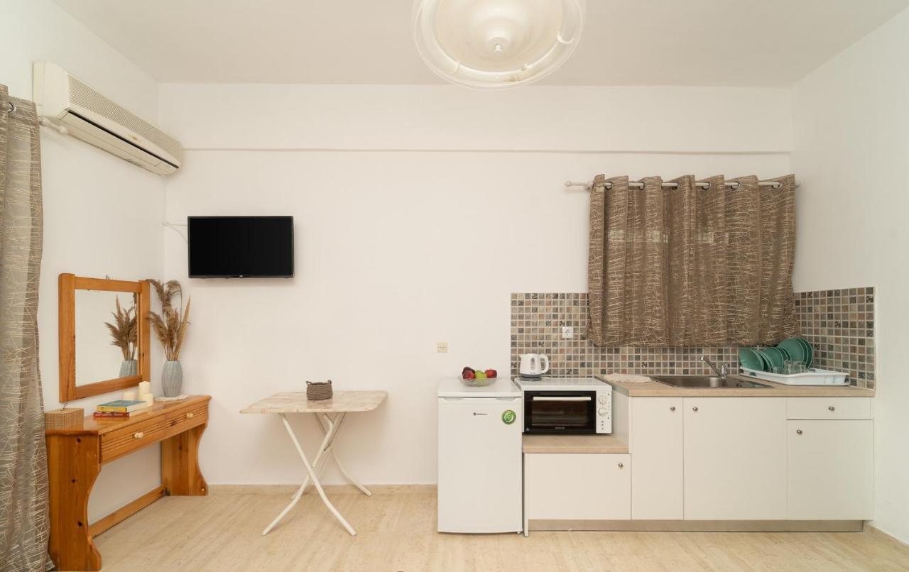 Tsimiklis Apartments Φοινικούντα Εξωτερικό φωτογραφία