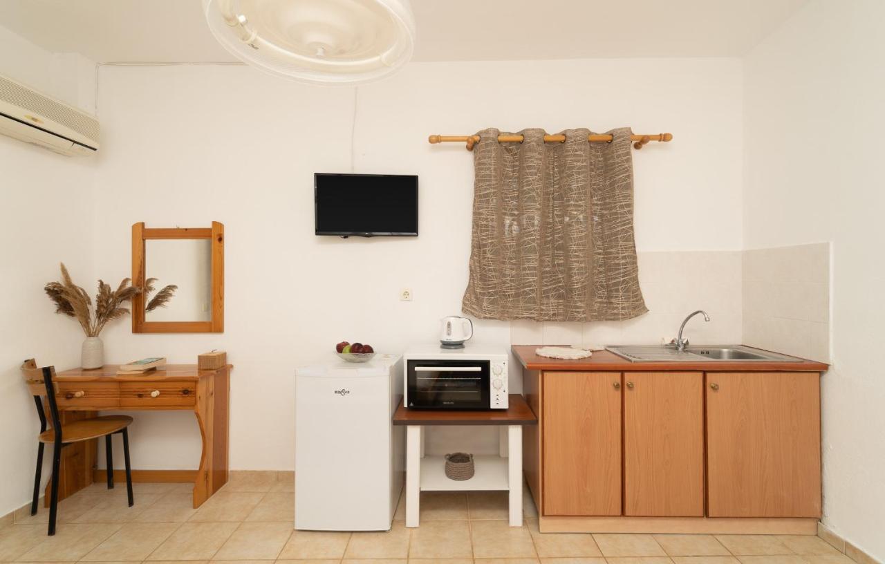 Tsimiklis Apartments Φοινικούντα Εξωτερικό φωτογραφία