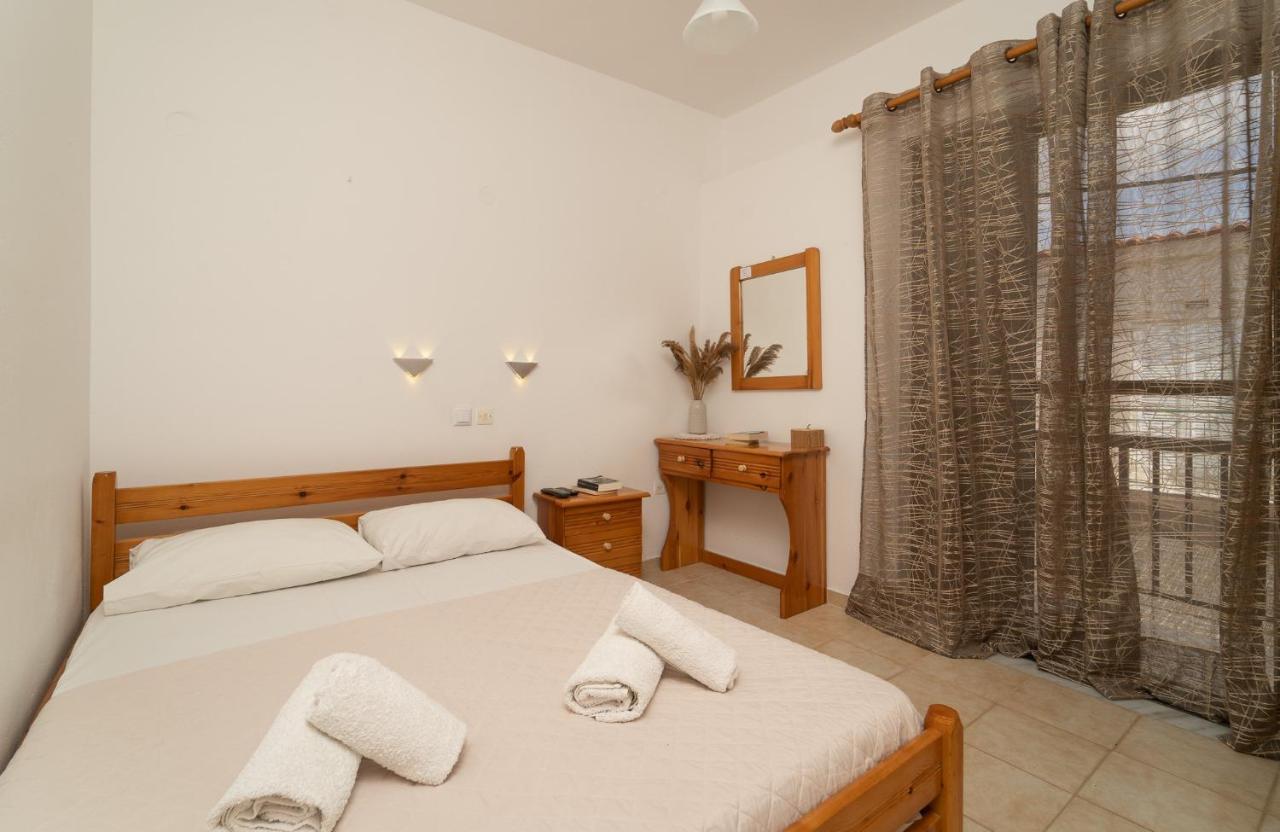 Tsimiklis Apartments Φοινικούντα Εξωτερικό φωτογραφία